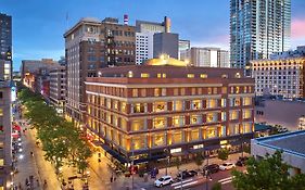 Courtyard By Marriott Denver Downtown